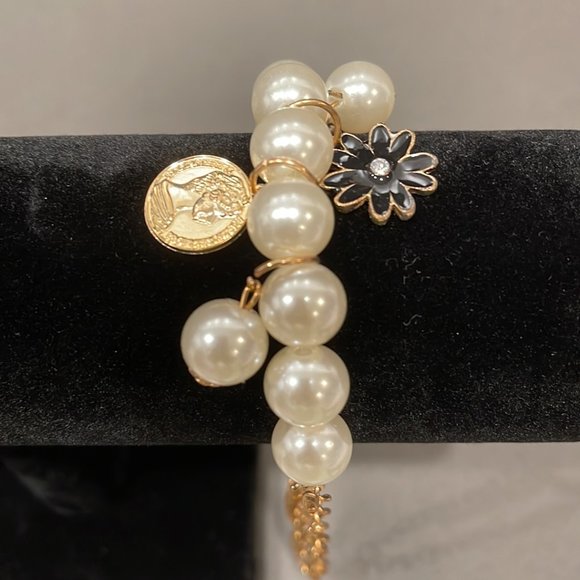 Gold & Pearl Bracelet with Charms - Picture 3 of 10